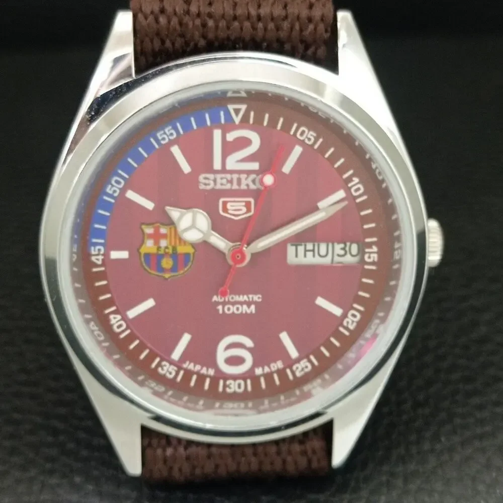 Vintage 1970 FCB Seiko Automatic Mens Silver Watch W/daydate & White accents